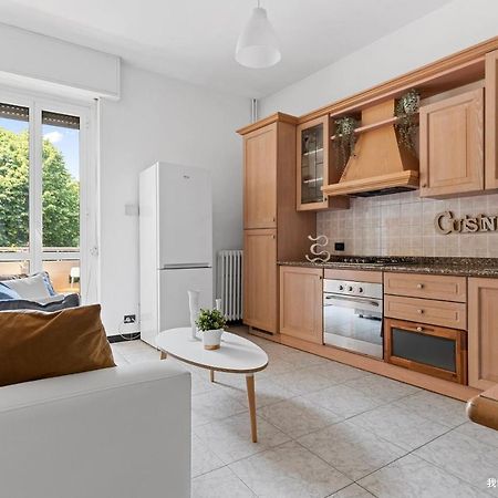 Bilocale San Siro-Fiera-City Life M5 Lilla Segesta Apartment Milan Bagian luar foto